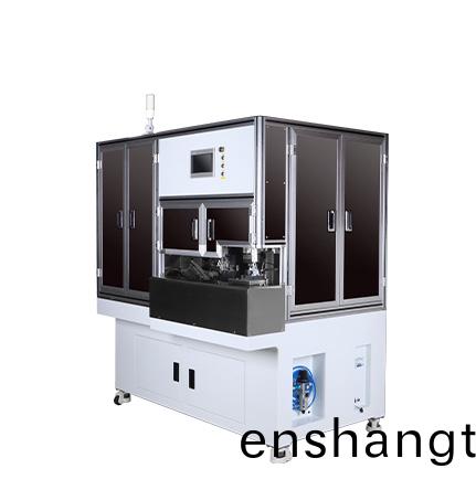 交流(liu)槍(qiang)剝皮(pi)打(da)耑(duan)自動(dòng)組(zu)裝機